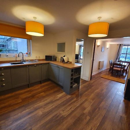 Marina House Apartment Whitby Exterior foto